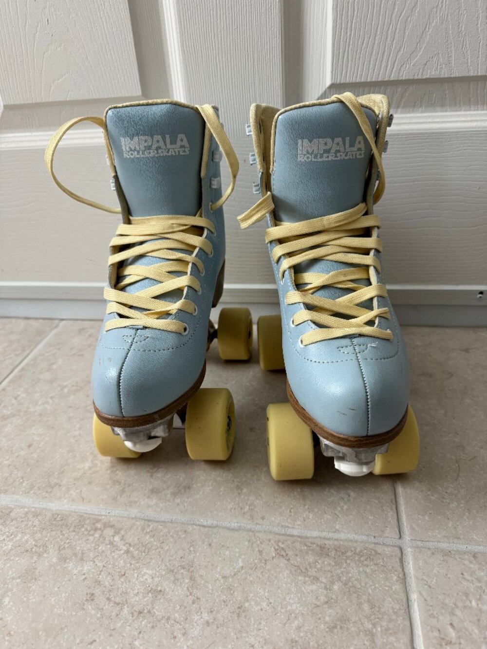 Impala Quad Roller Skates Womens Size 6 - Picture 2 of 7